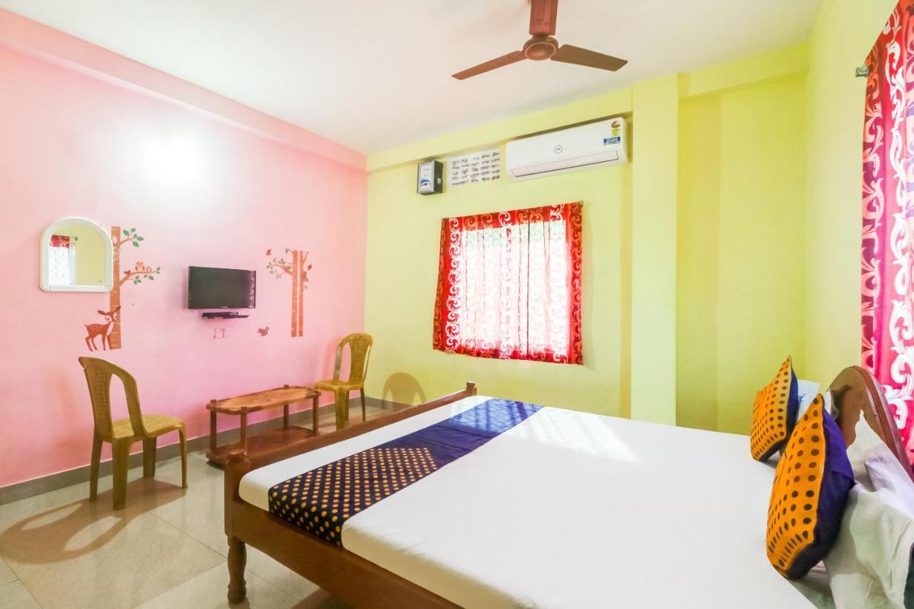 Spot On 68703 Delight Inn Puri Exterior foto